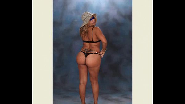 latin suck bubble butt