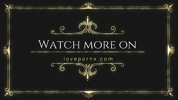 LOOK this two blondes are so SEXY and they like…