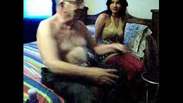 377733 old vs young amateur