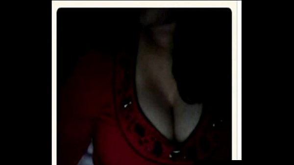 3Indian Girl Shows Her Big Tits