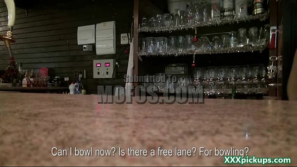 Amateur college girls party hardcore in public 07