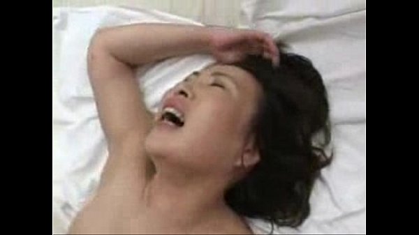 Asian chick fucked