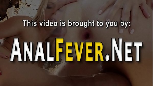 Blondes sweet ass jizzed