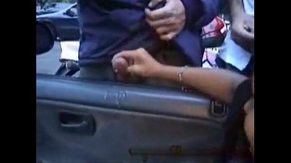 Brazilian girls give many strangers handjobs ou…
