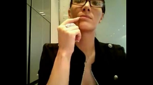 Busty British Beauty Masturbates