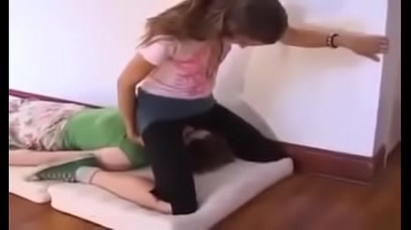 Lesbians facesitting