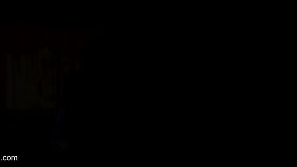 Two Blondes Fucking With a Dildo