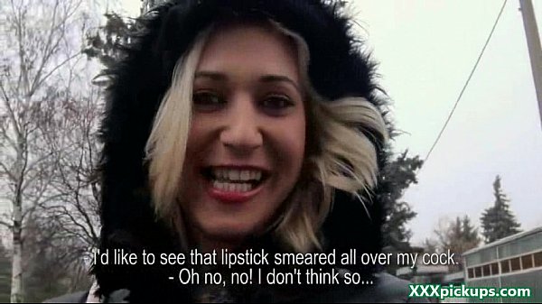 Amateur college girls party hardcore in public 18