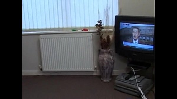 Amber, Bex & Maisie play Strip Spin