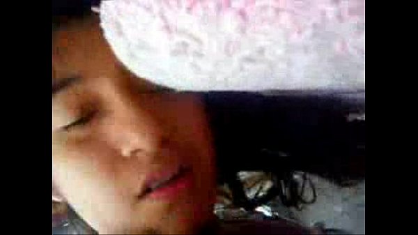 Se lo mete enseguida sin lubricar